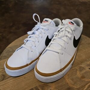 Nike Court Legacy NN Men’s Shoes
White & Desert Ochre – Size 13